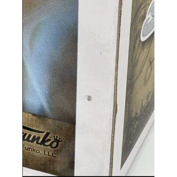 Funko Pop! Diablo: Tyrael 600 Vaulted Funko Club Exclusive Figure W/Protector - Picture 9 of 11